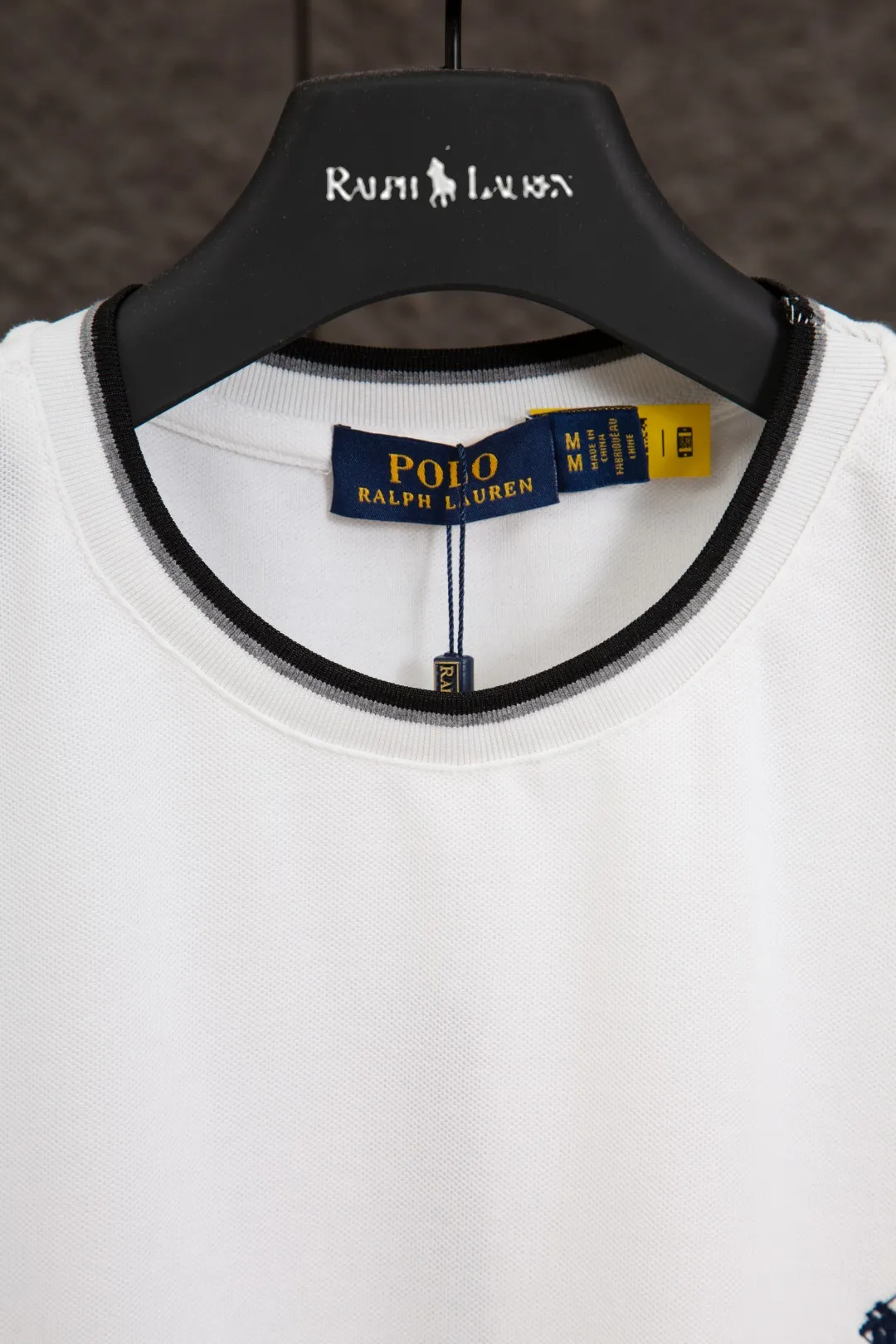 26209 #White